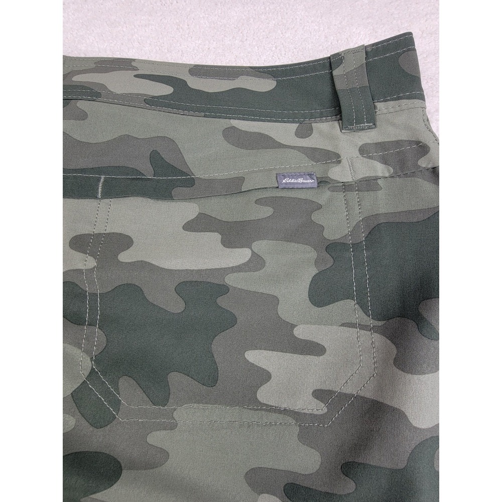 Eddie Bauer NEW Women 14 Green Camo Adventurer 2.0 Active Gorpcore Hiking Skort - Picture 13 of 13